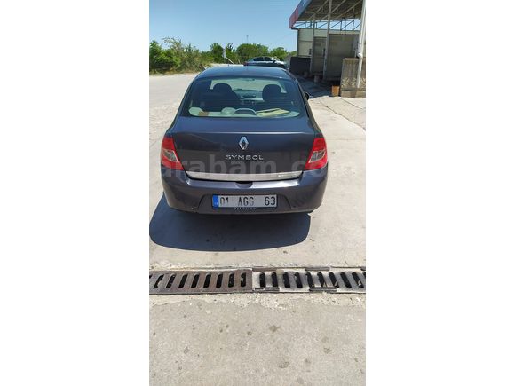 Öğretmenden Renault Symbol 1.4 Expression 2010 Model 