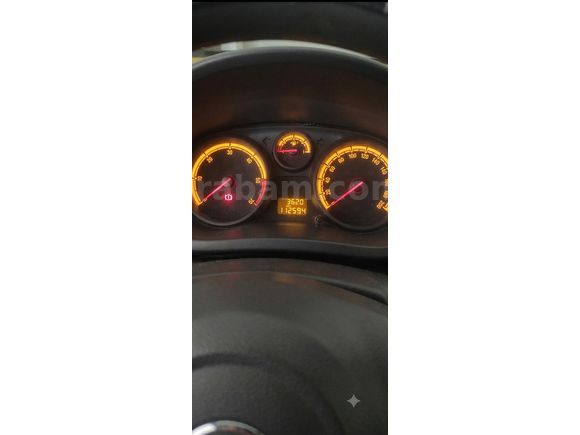 Sahibinden Yakıt Cimrisi Opel Corsa 1.3 CDTI 2012 Model 