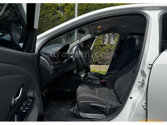 ASİL'DEN 1 PARÇA LOKAL, SIFIR LASTİKLİ AİLE ARACI FLUENCE TOUCH