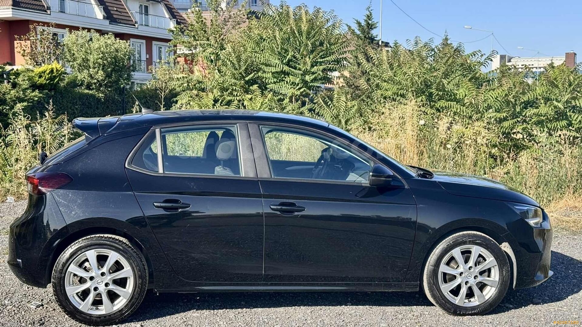 Galeriden Opel Corsa 1.2 T Edition 2023 Model İstanbul 29.000 km Siyah 7