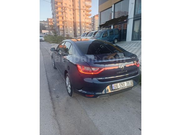 Sahibinden Renault Megane 1.3 TCe Joy 2021 Model