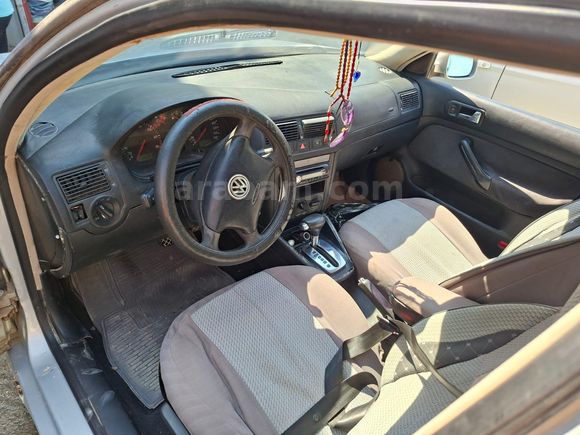 Sahibinden Volkswagen Golf 1.6 Basic 2000 Model