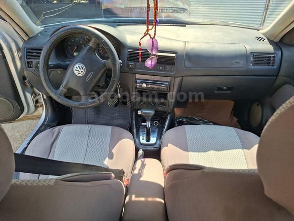 Sahibinden Volkswagen Golf 1.6 Basic 2000 Model