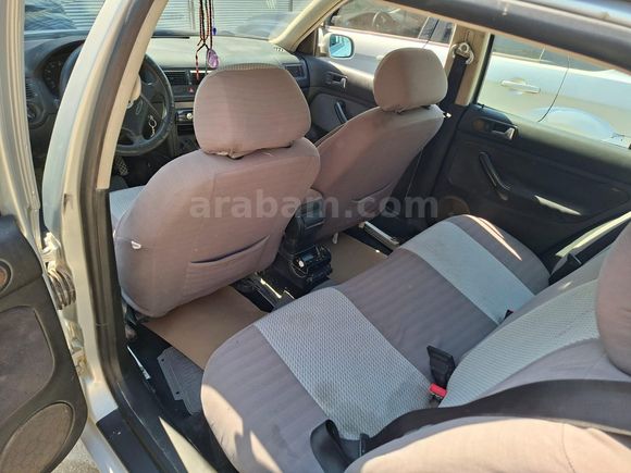 Sahibinden Volkswagen Golf 1.6 Basic 2000 Model