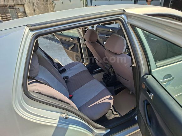 Sahibinden Volkswagen Golf 1.6 Basic 2000 Model