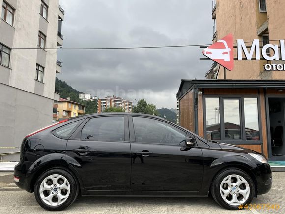 2011 FOCUS COLLECTİON 1.6 -OTOMATİK VİTES- HATASIZ AYARINDA