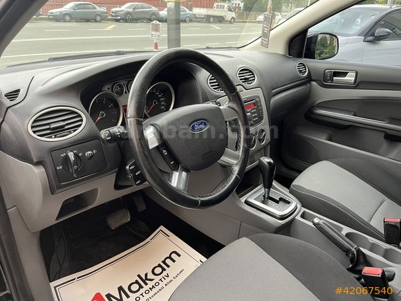 2011 FOCUS COLLECTİON 1.6 -OTOMATİK VİTES- HATASIZ AYARINDA