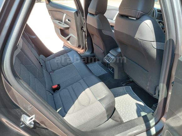 Sahibinden Citroen C4 X 1.2 PureTech Feel Bold 2023 Model 
