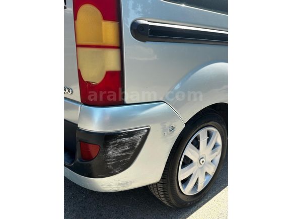 Sahibinden Renault Kangoo Multix 1.4 Authentique 2009 Model