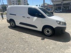 Sahibinden Peugeot Partner 1.5 BlueHDI Comfort 2023 Model 