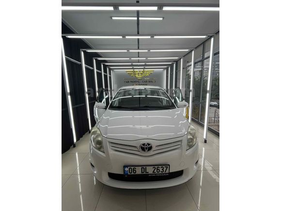Temiz beyaz inci