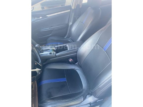Galeriden Honda Civic 1.6i VTEC Executive 2018 Model Çorum
