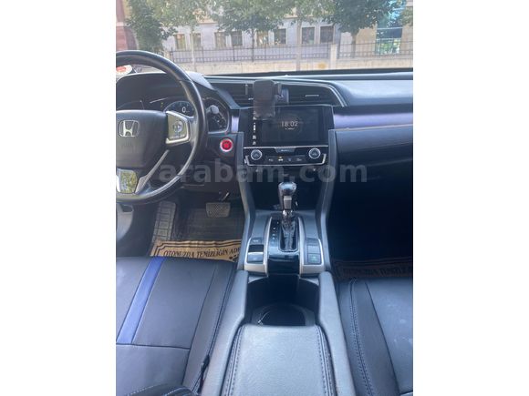 Galeriden Honda Civic 1.6i VTEC Executive 2018 Model Çorum