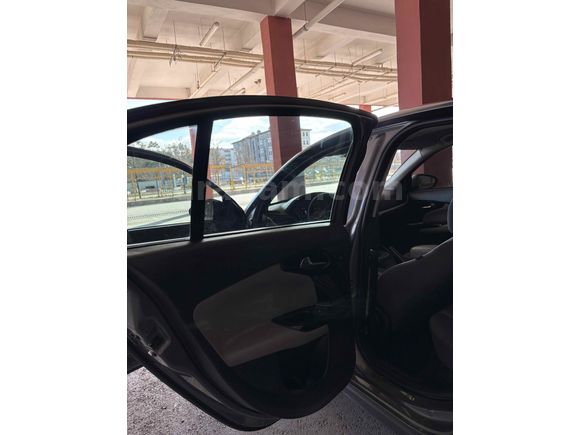 Sahibinden Fiat Egea 1.6 E-Torq Lounge Plus 2017 Model Ankara 158.000 km Gri