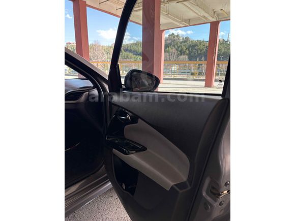 Sahibinden Fiat Egea 1.6 E-Torq Lounge Plus 2017 Model Ankara 158.000 km Gri
