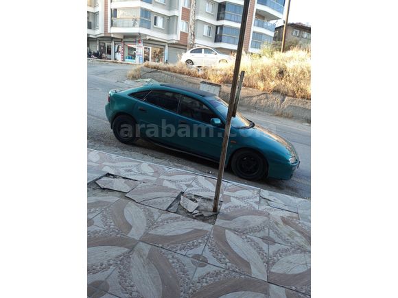 Sahibinden Mazda 323 1.8 1997 Model  499.000 km Yeşil