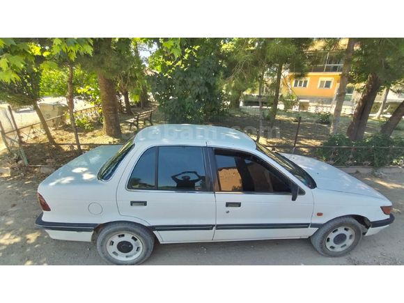 Sahibinden Mitsubishi Lancer 1.5 GLX 1990 Model  Otomatik Vites