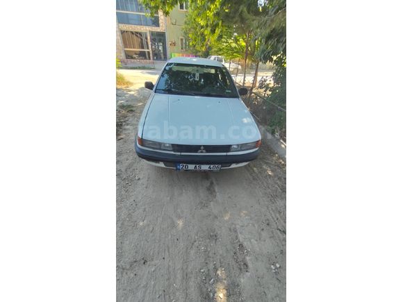 Sahibinden Mitsubishi Lancer 1.5 GLX 1990 Model  Otomatik Vites