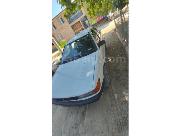 Sahibinden Mitsubishi Lancer 1.5 GLX 1990 Model  Otomatik Vites