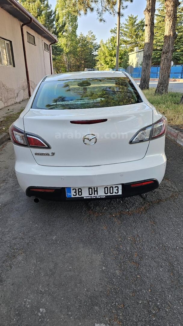 Sahibinden Mazda 3 1.6 Impressive 2010 Model Ankara 200.000 km Beyaz 3