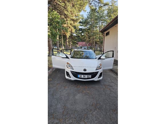 2010 model Temiz Mazda 3 Sedan 200.000 de