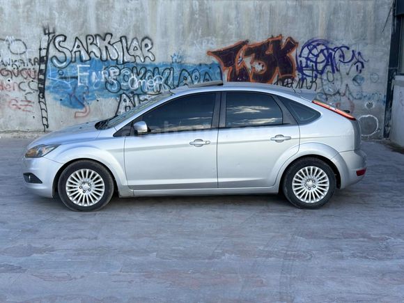2010 MODEL TİTANIUM X EN DOLUSU SANRUF / PRİZ / KLİMA / MAKAM PERDE VS
