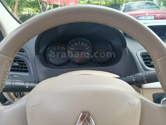 Sahibinden Renault Fluence 1.5 dCi Expression 2011 Model
