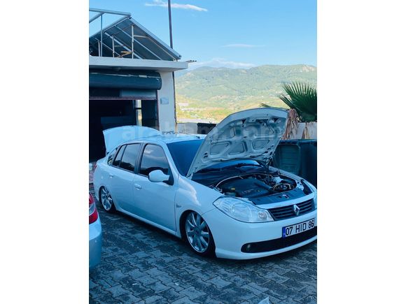 Sahibinden Renault Symbol 1.5 dCi Expression Plus 2010 Model  280.000 km Beyaz