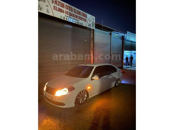 Sahibinden Renault Symbol 1.5 dCi Expression Plus 2010 Model  280.000 km Beyaz