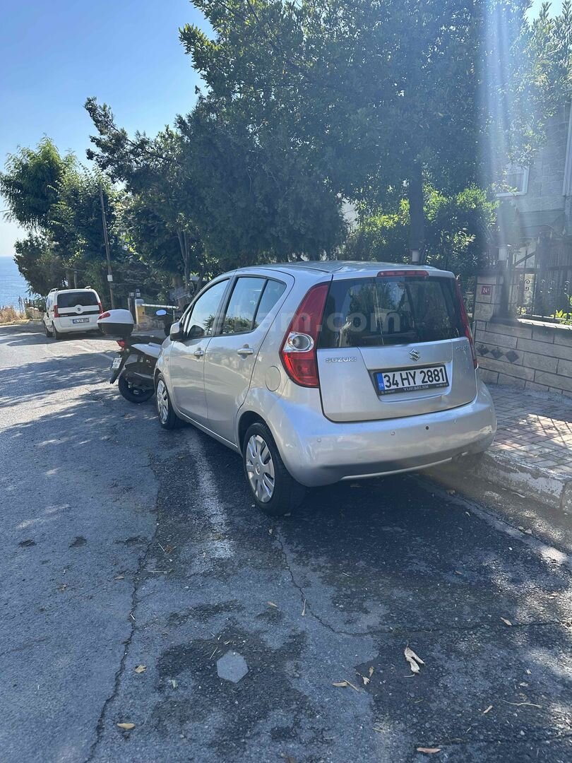 Sahibinden Suzuki Splash 1.2 GLS 2011 Model İstanbul 74.000 km Gri 5