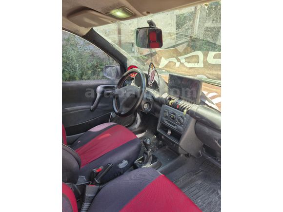 Sahibinden Opel Corsa 1.4 GLS 2000 Model  144.555 km Beyaz