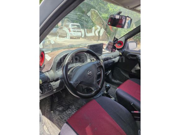 Sahibinden Opel Corsa 1.4 GLS 2000 Model  144.555 km Beyaz