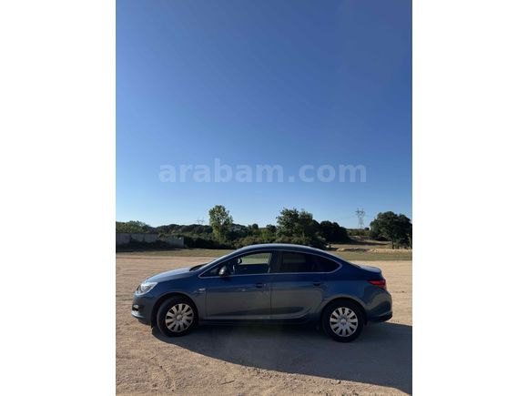 Sahibinden Opel Astra 1.6 Edition 2015 Model 51 Bin Kmde 