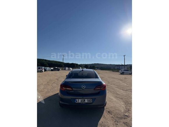 Sahibinden Opel Astra 1.6 Edition 2015 Model 51 Bin Kmde 