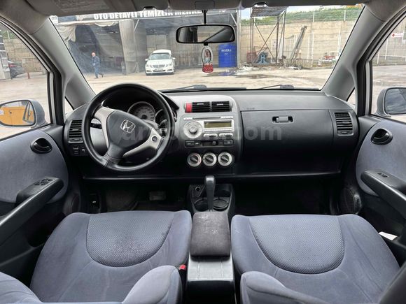 Sahibinden Honda Jazz 1.4 LS 2005 Model 