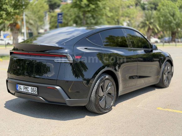 Sahibinden Tesla Model Y Premium (Juniper) 2025 Model 