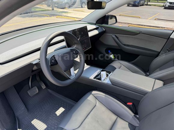 Sahibinden Tesla Model Y Premium (Juniper) 2025 Model 