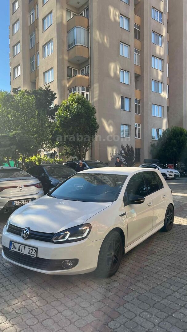 Sahibinden Volkswagen Golf 1.4 TSi Trendline 2011 Model 215.000 km Beyaz 2