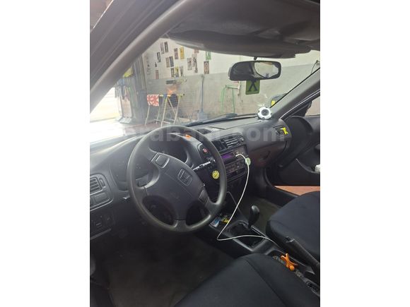Sahibinden Honda Civic 1.4 i S 1998 Model