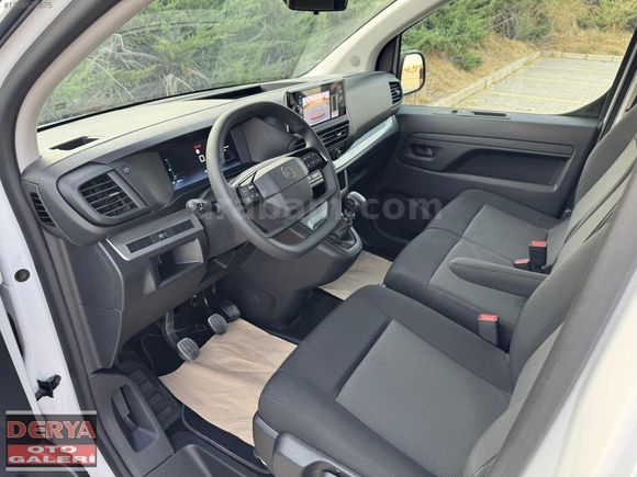 2025 CİTROEN JUMPY 1.5 HATASIZ BOYASIZ TEKNOLOJİ PAKET 1.900 KM