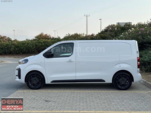 2025 CİTROEN JUMPY 1.5 HATASIZ BOYASIZ TEKNOLOJİ PAKET 1.900 KM