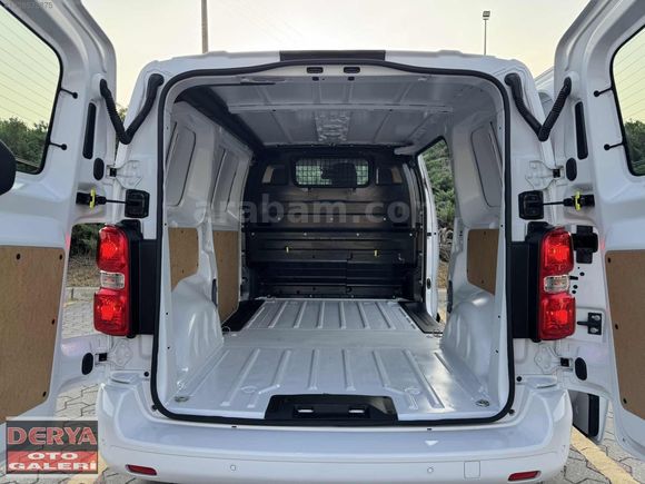 2025 CİTROEN JUMPY 1.5 HATASIZ BOYASIZ TEKNOLOJİ PAKET 1.900 KM
