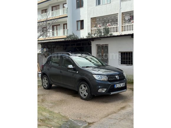 Sahibinden Dacia Sandero 1.5 dCi Stepway 2017 Model İzmir