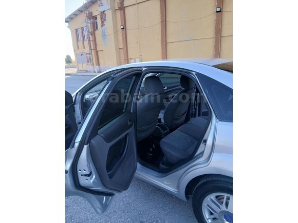 Galeriden Ford Focus 1.6 TDCi Trend 2006 Model Konya