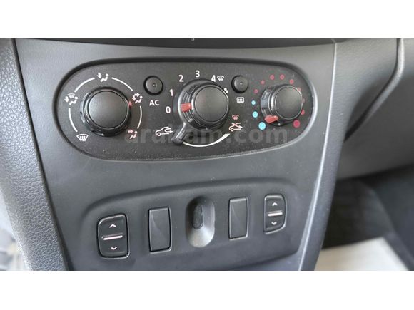 2014 DACİA SANDERO 1.5 DCİ STEPWAY 160.000 KM YENİ KASA 