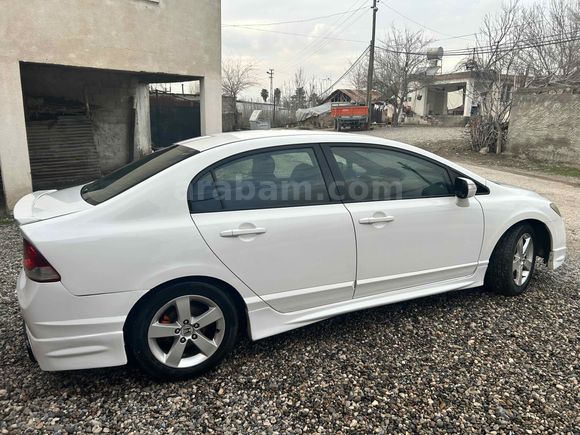 Sahibinden Honda Civic 1.6i VTEC Elegance 2011 Model 