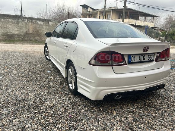 Sahibinden Honda Civic 1.6i VTEC Elegance 2011 Model 