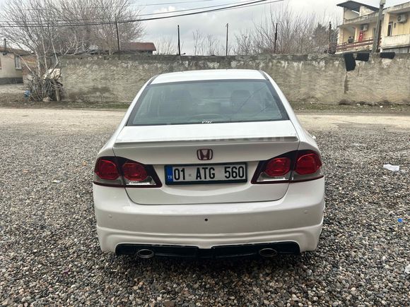 Sahibinden Honda Civic 1.6i VTEC Elegance 2011 Model 