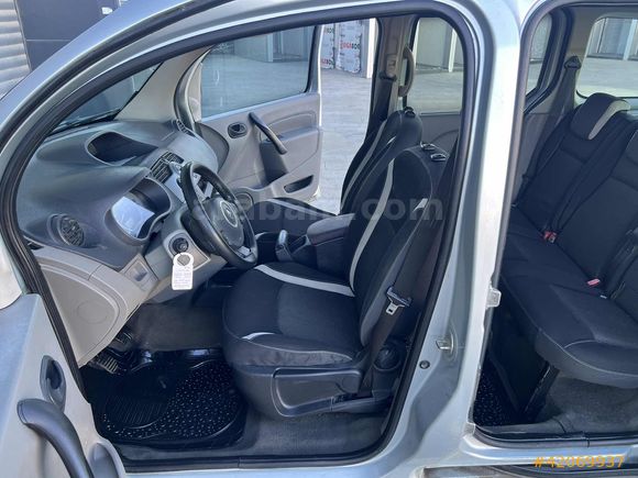 BERAT'DAN-2011 KANGOO 1.5DCİ PRİVİLEGE FULL+ BAKIMLI