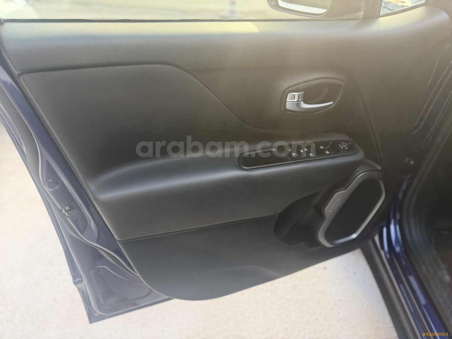 Galeriden Jeep Renegade 1.3 T S Limited 2021 Model Antalya 163.963 km Beyaz 6